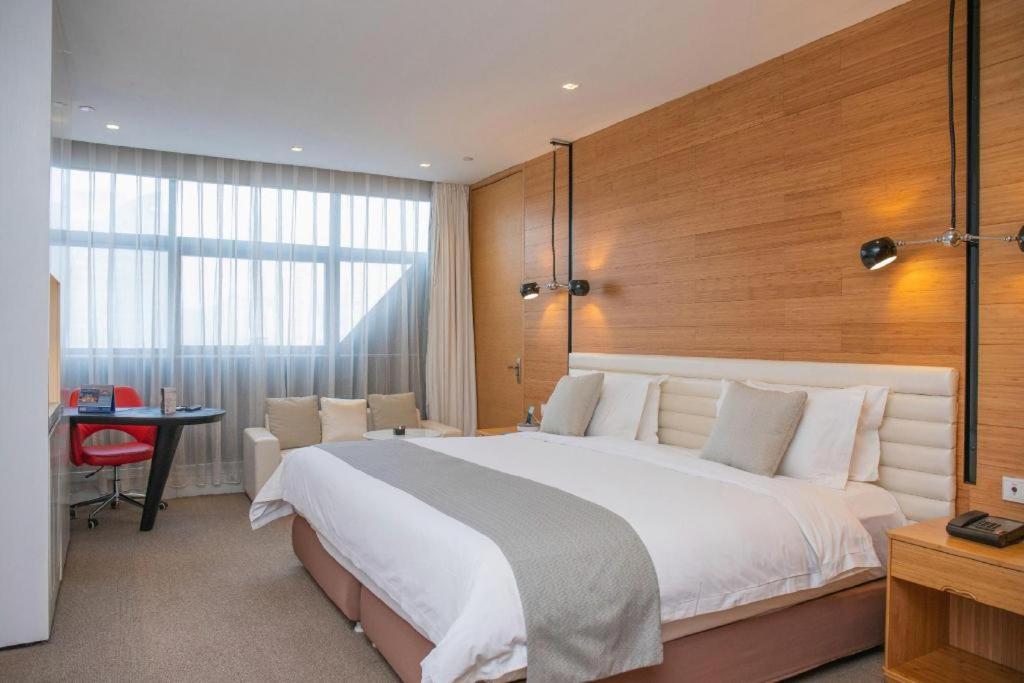 Himalayas Qingdao Hotel Екстер'єр фото
