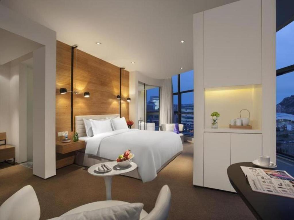 Himalayas Qingdao Hotel Екстер'єр фото